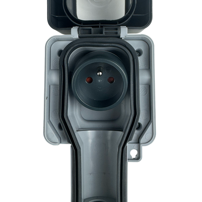 Dr. Storm Розетка - Броньована Зовнішня Розетка для Електромобілів для Екстремальних Умов